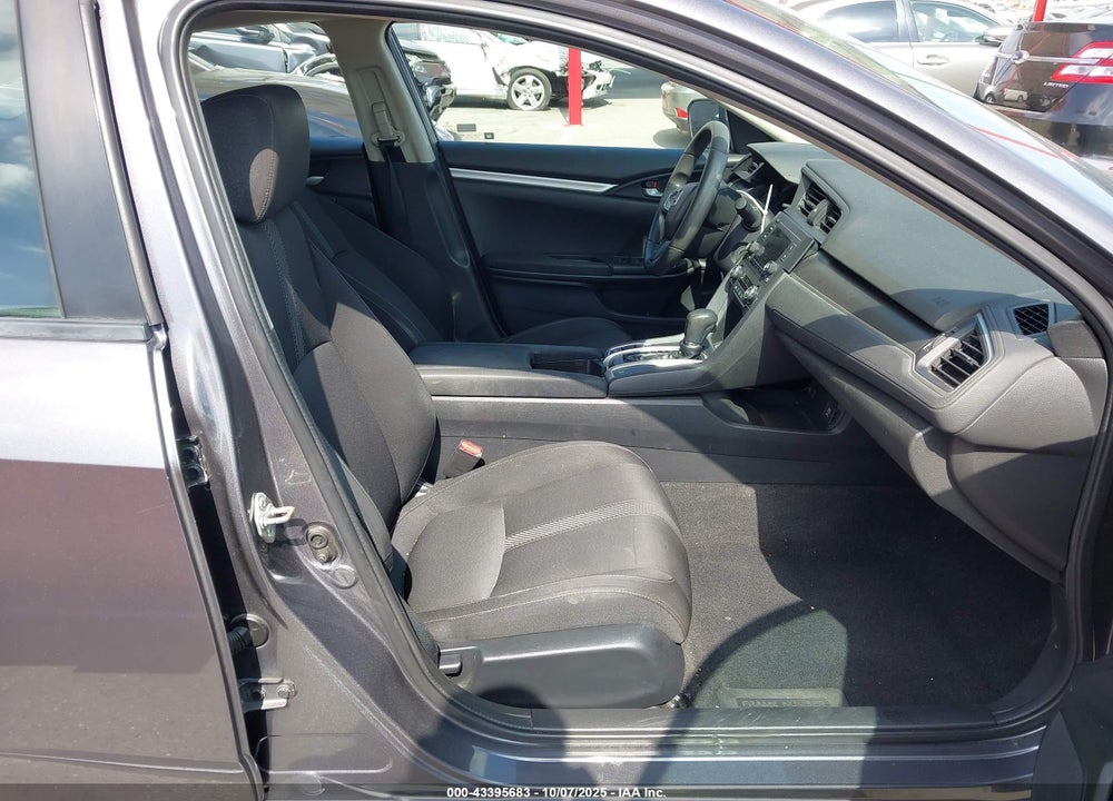 2018 HONDA CIVIC LX VIN: 2HGFC2F58JH547984