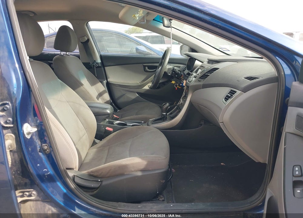 2015 HYUNDAI ELANTRA VIN: 5NPDH4AE1FH651001