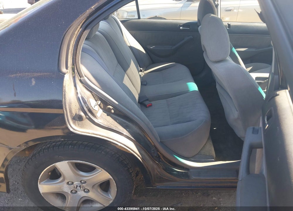 2004 HONDA CIVIC VIN: 2HGES26744H537604
