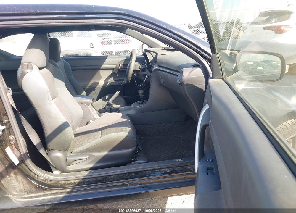 2013 SCION TC VIN: JTKJF5C73D3048047