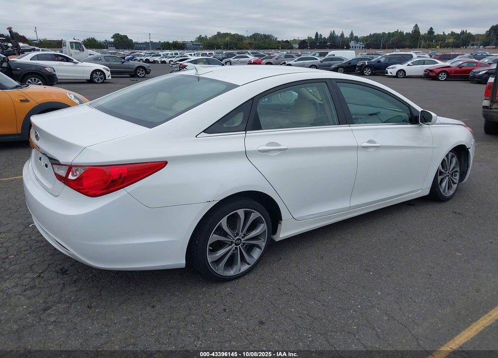 2011 HYUNDAI SONATA GLS VIN: 5NPEB4ACXBH153278