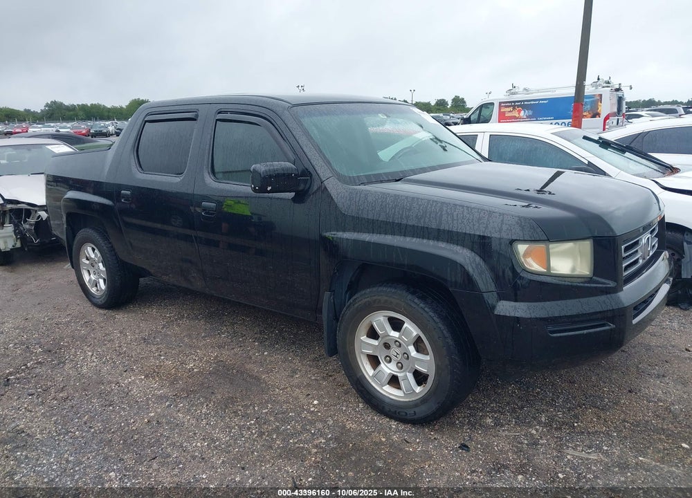 2008 HONDA RIDGELINE RTS VIN: 2HJYK164X8H537443