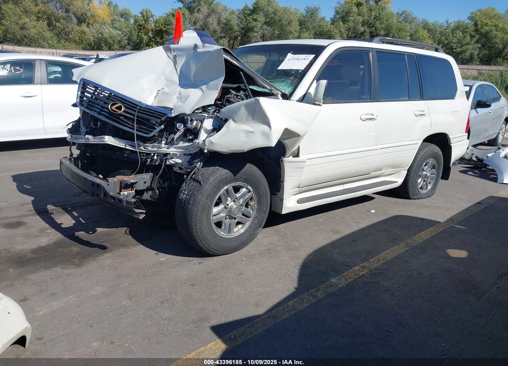 2000 LEXUS LX 470 VIN: JT6HT00W4Y0097592