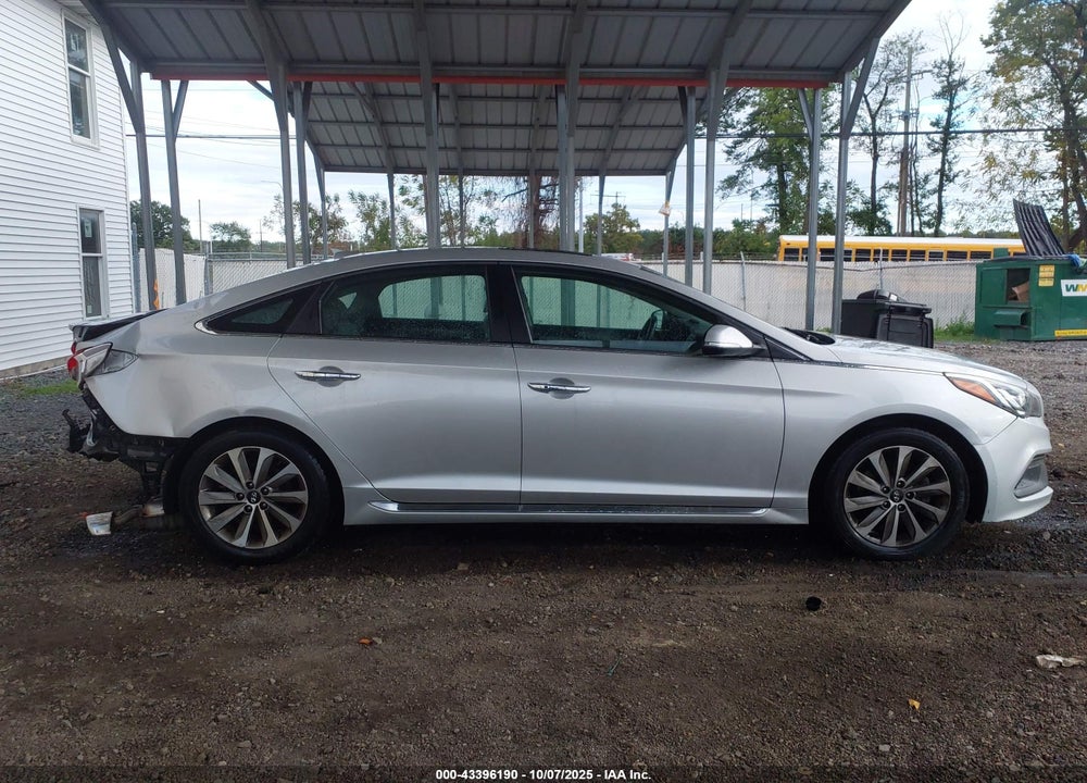 2016 HYUNDAI SONATA SPORT VIN: 5NPE34AF1GH424596