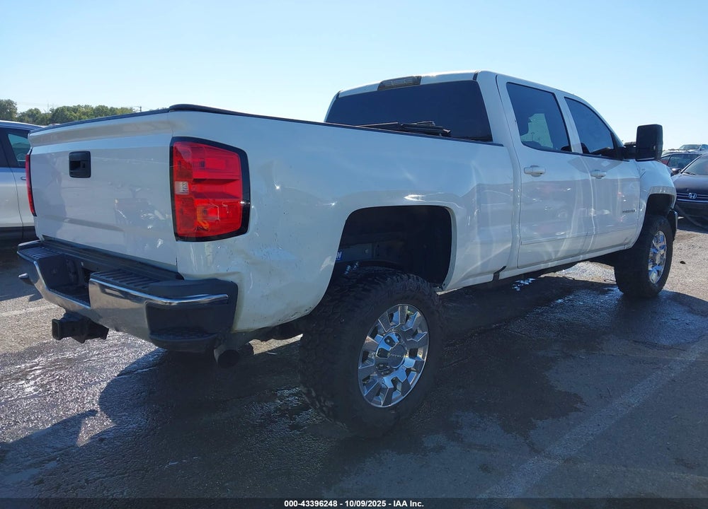 2018 CHEVROLET SILVERADO 2500HD LT VIN: 1GC1KVEY5JF262833