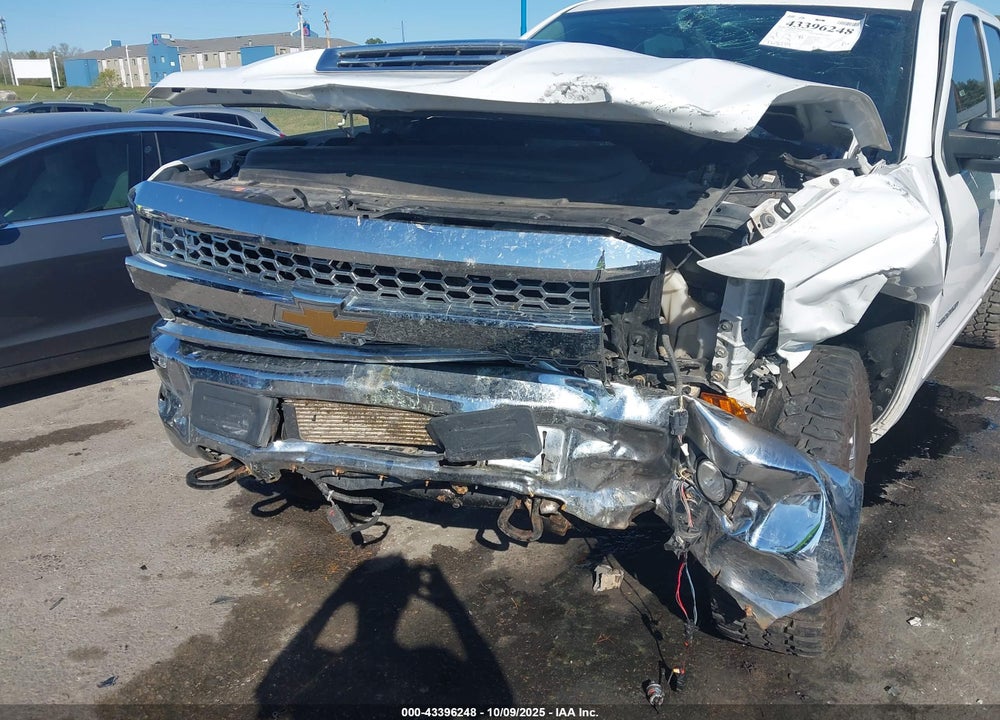 2018 CHEVROLET SILVERADO 2500HD LT VIN: 1GC1KVEY5JF262833