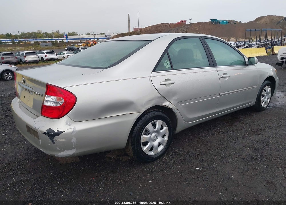 2002 TOYOTA CAMRY LE VIN: 4T1BE32K62U527171