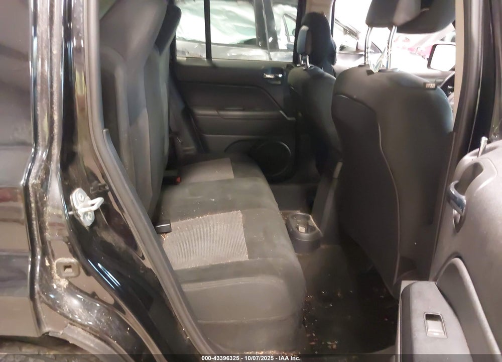 2017 JEEP PATRIOT VIN: 1C4NJRFB8HD108614