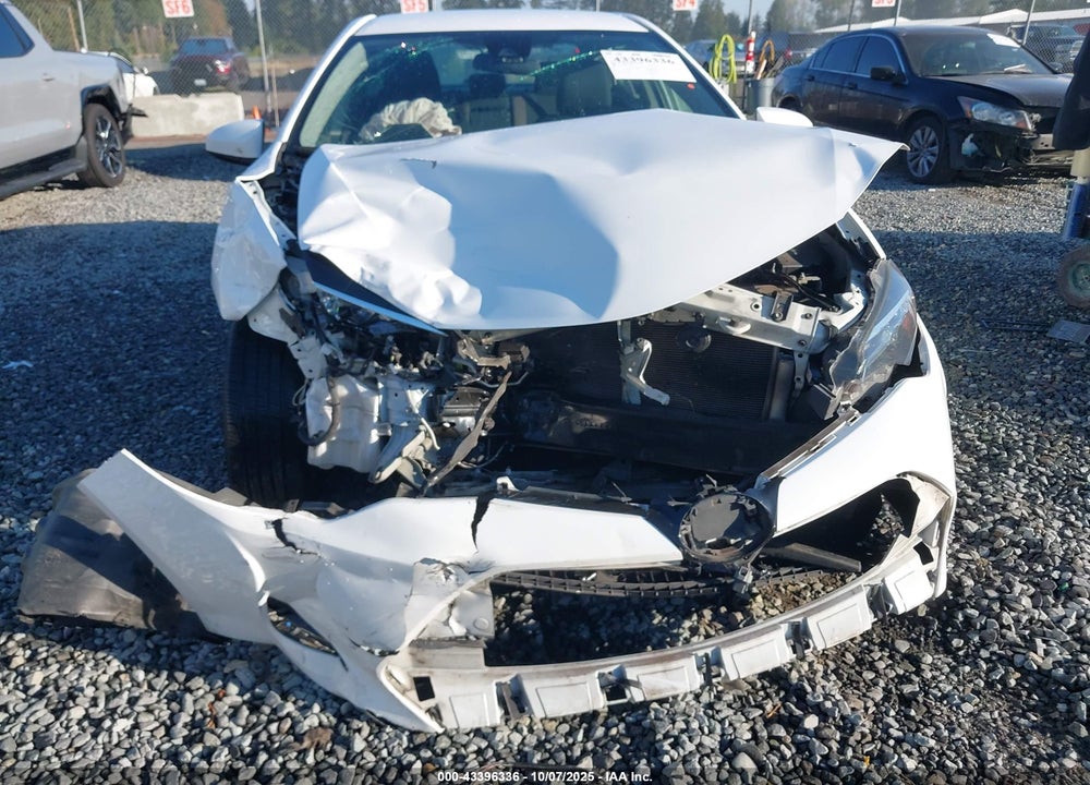 2018 TOYOTA COROLLA VIN: 2T1BURHE1JC104490