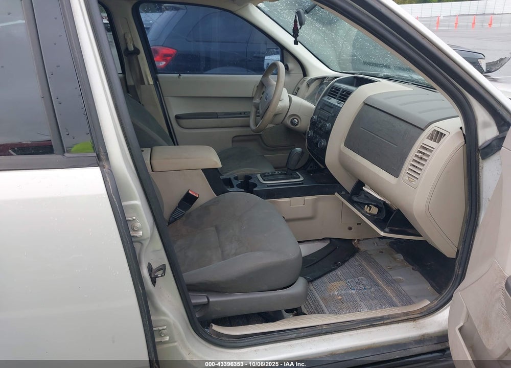 2008 FORD ESCAPE VIN: 1FMCU02Z28KC83753