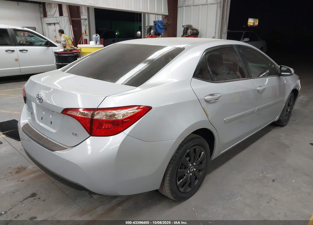2018 TOYOTA COROLLA LE VIN: 2T1BURHE3JC005542
