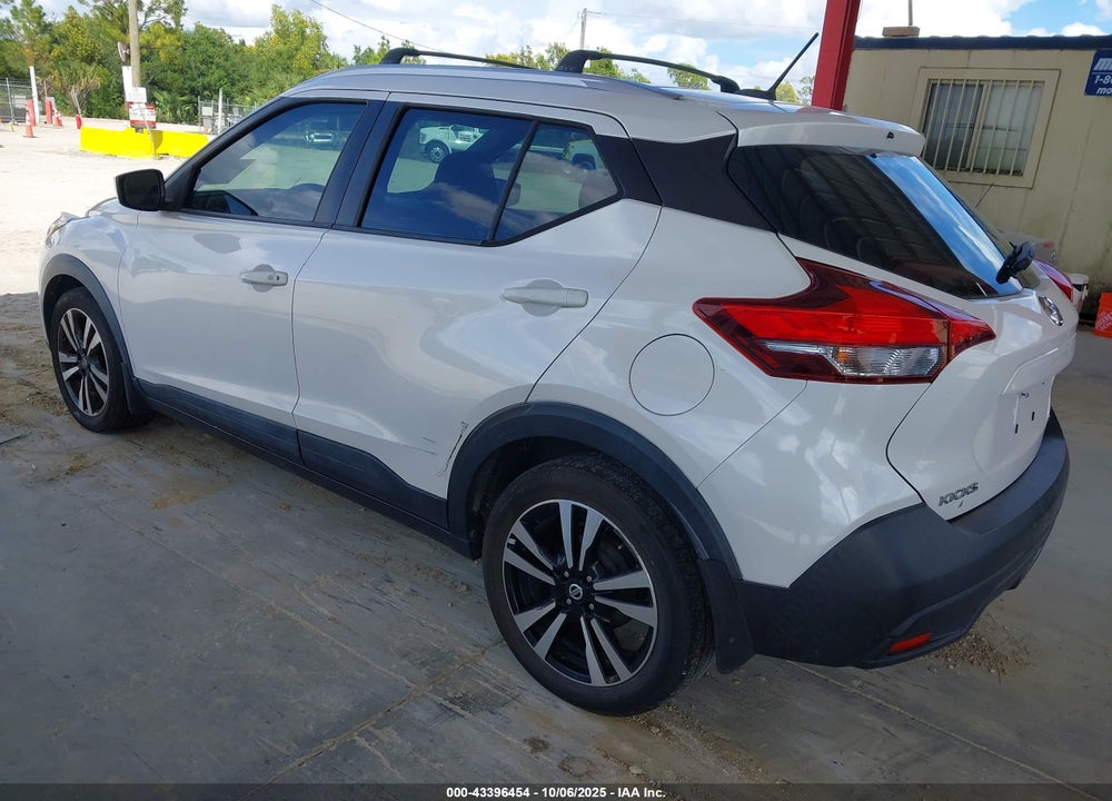 2018 NISSAN KICKS VIN: 3N1CP5CU3JL508782