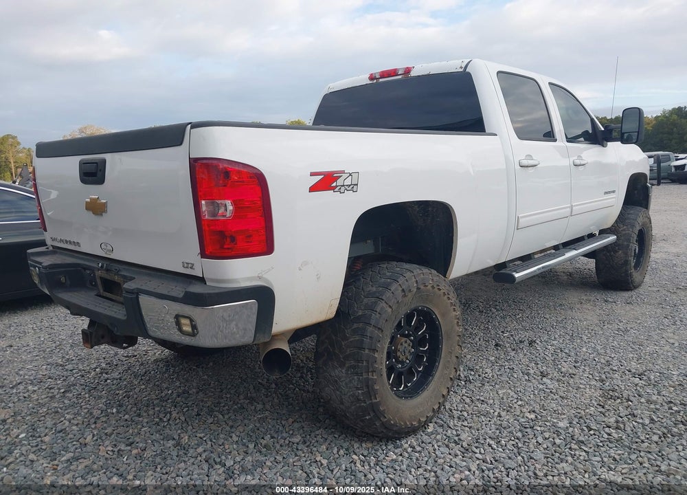 2013 CHEVROLET SILVERADO 2500HD LTZ VIN: 1GC1KYE83DF108790