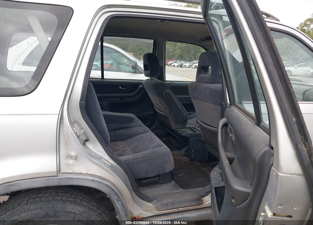 1999 HONDA CR-V EX VIN: JHLRD1867XC050268