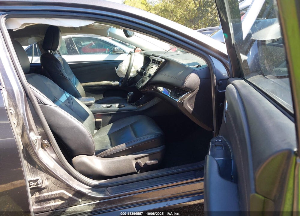 2015 TOYOTA AVALON XLE TOURING VIN: 4T1BK1EBXFU150729