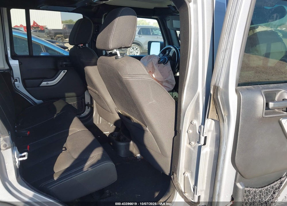 2015 JEEP WRANGLER UNLIMITED VIN: 1C4BJWEGXFL603690