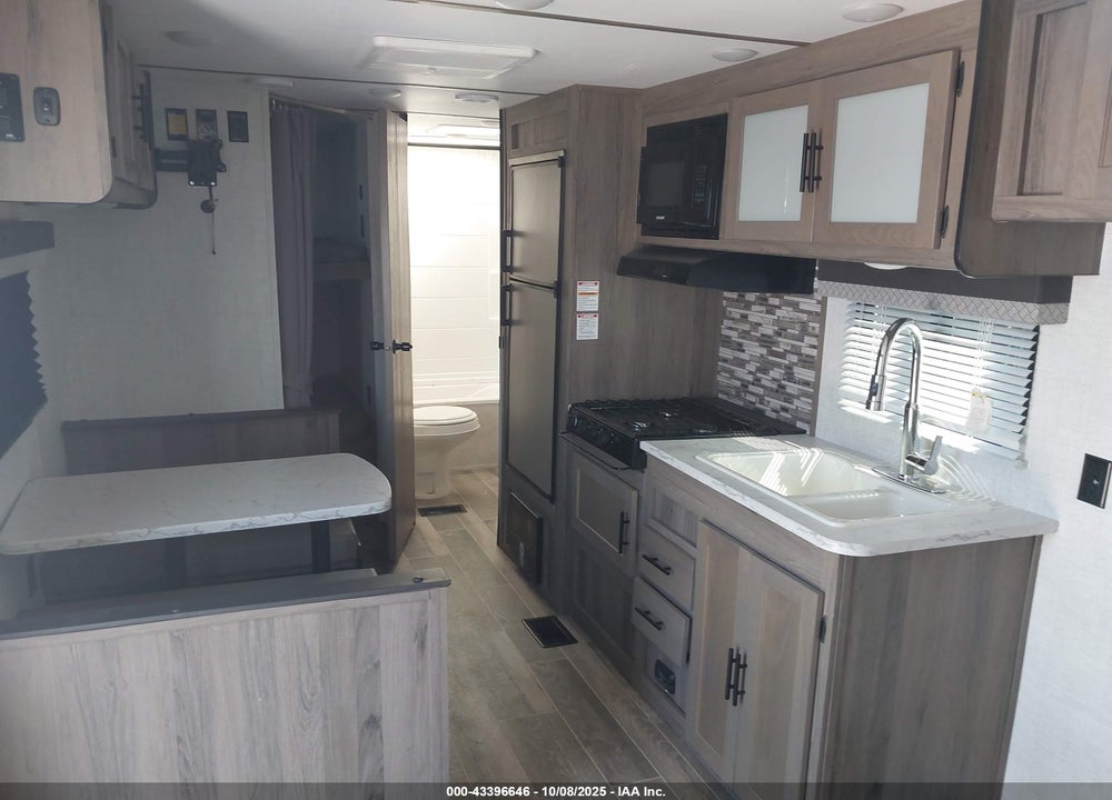 2022 GULFSTREAM OTHER VIN: 1NL1G3022N1160038