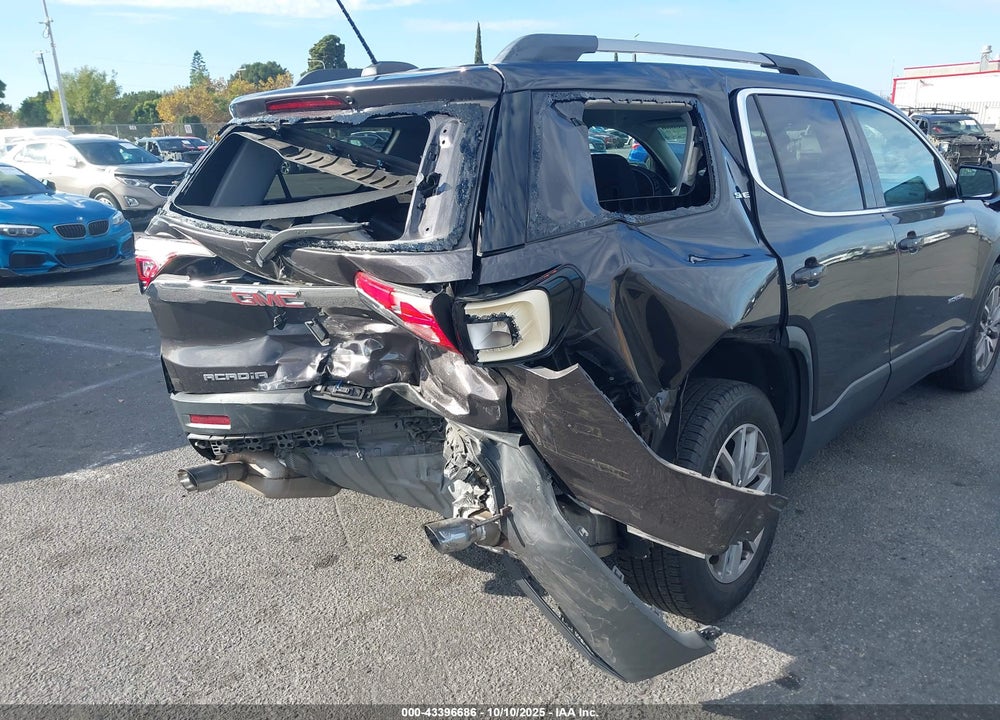 2018 GMC ACADIA VIN: 1GKKNLLS2JZ124863