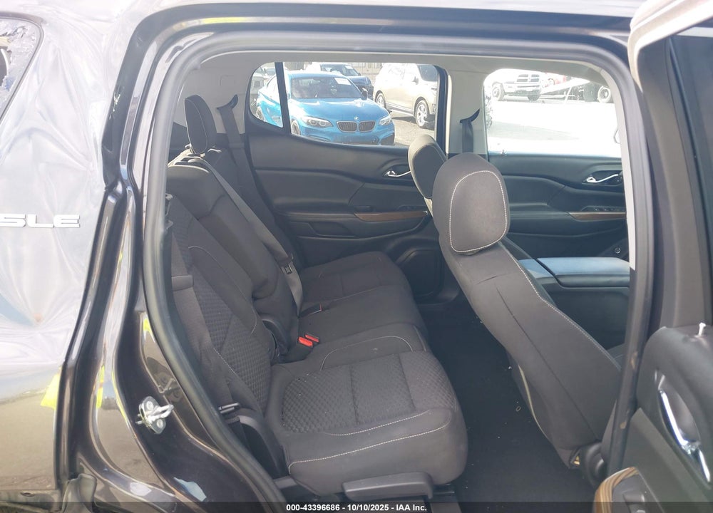 2018 GMC ACADIA VIN: 1GKKNLLS2JZ124863