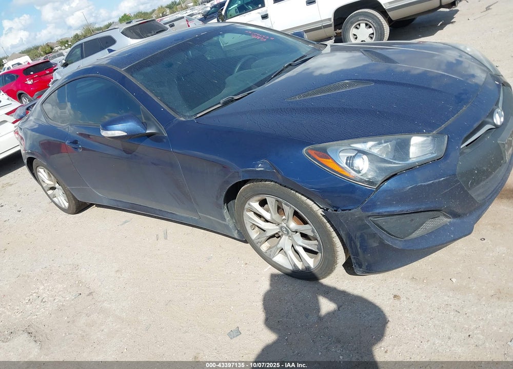 2014 HYUNDAI GENESIS VIN: KMHHU6KJ8EU120849