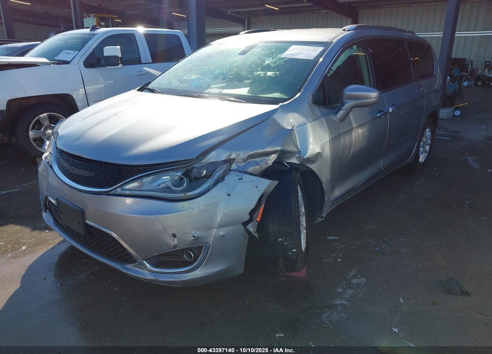 2020 CHRYSLER PACIFICA TOURING L VIN: 2C4RC1BG5LR173361