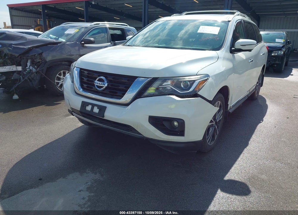 2017 NISSAN PATHFINDER PLATINUM VIN: 5N1DR2MM4HC604804