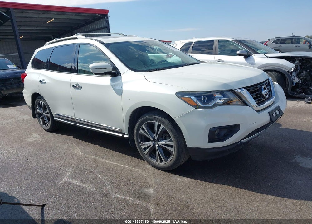 2017 NISSAN PATHFINDER PLATINUM VIN: 5N1DR2MM4HC604804