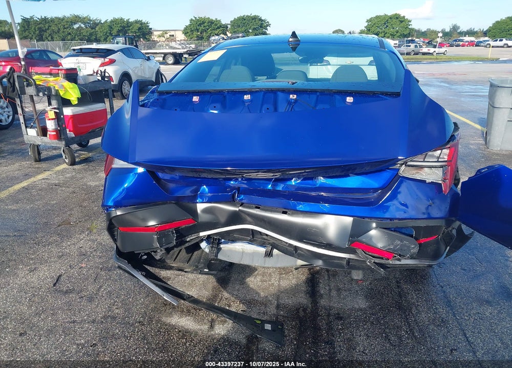 2025 HYUNDAI ELANTRA VIN: KMHLS4DG7SU019514