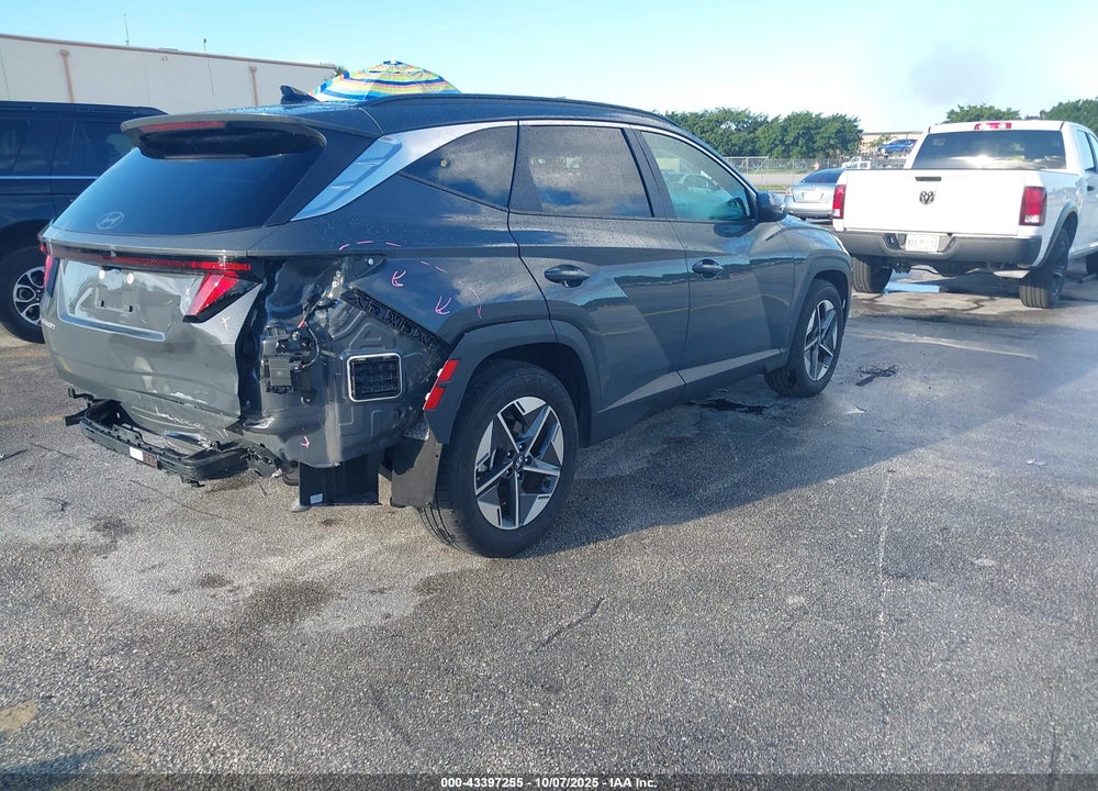 2025 HYUNDAI TUCSON SEL VIN: 5NMJB3DE5SH517125