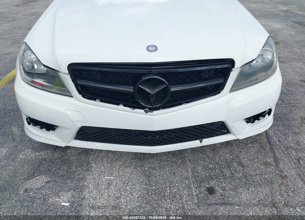 2014 MERCEDES-BENZ C CLASS VIN: WDDGF4HB7EA959722