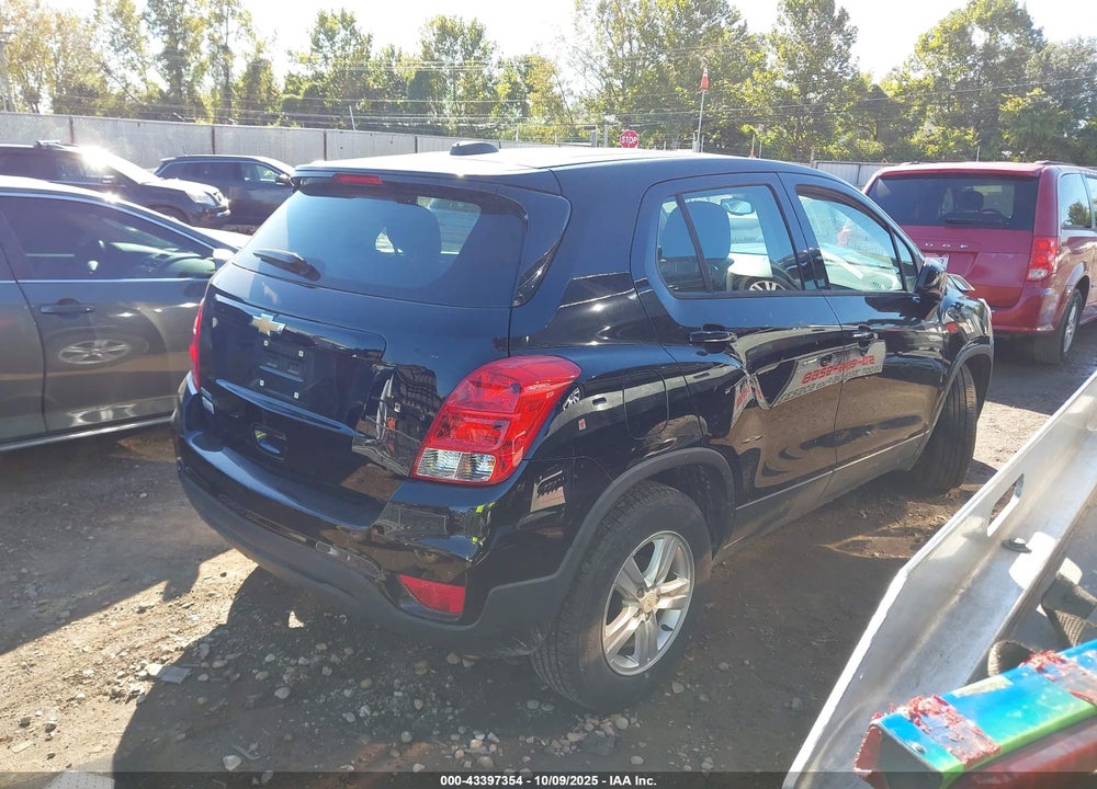 2020 CHEVROLET TRAX FWD LS VIN: KL7CJKSB5LB084410