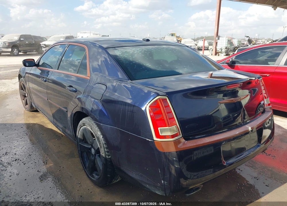2011 CHRYSLER 300 VIN: 2C3CA4CG8BH572723