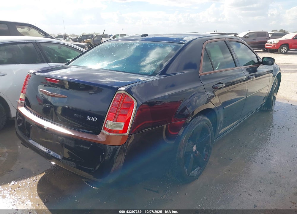 2011 CHRYSLER 300 VIN: 2C3CA4CG8BH572723