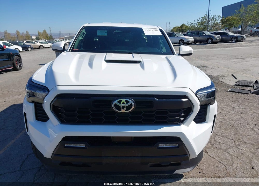 2025 TOYOTA TACOMA TRD SPORT 4WD VIN: 3TMLB5JN0SM089826