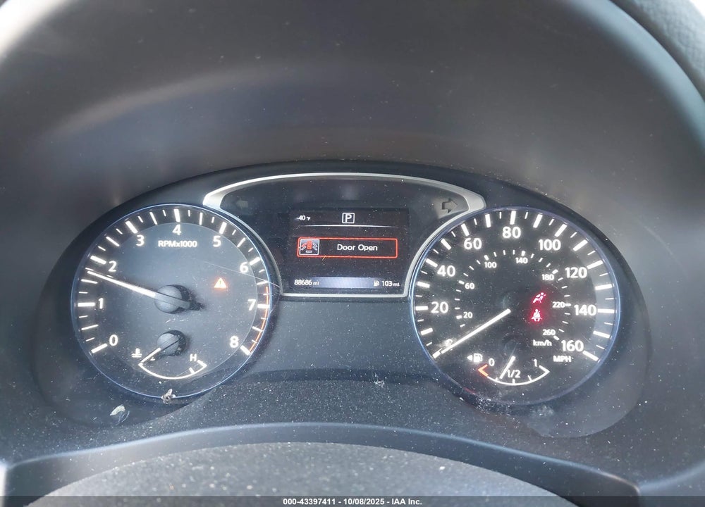 2016 NISSAN ALTIMA VIN: 1N4BL3AP7GC203155