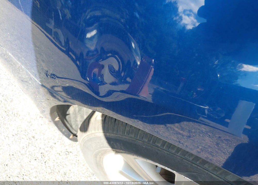 2010 CHRYSLER SEBRING LIMITED VIN: 1C3CC5FB3AN125822