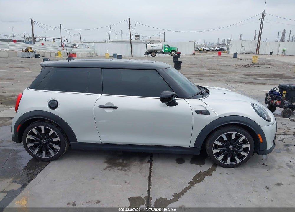 2023 MINI HARDTOP VIN: WMW53DH03P2S84602