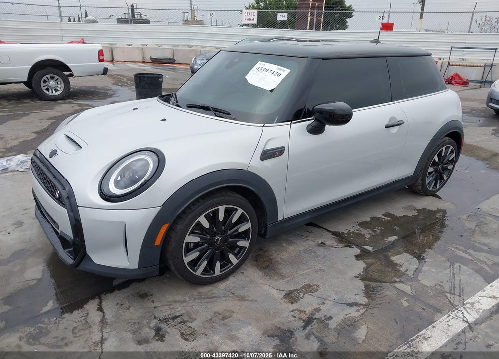 2023 MINI HARDTOP VIN: WMW53DH03P2S84602