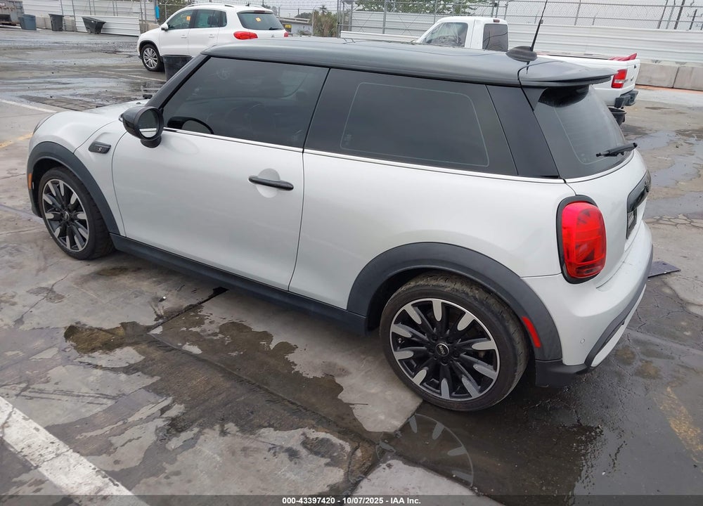 2023 MINI HARDTOP VIN: WMW53DH03P2S84602