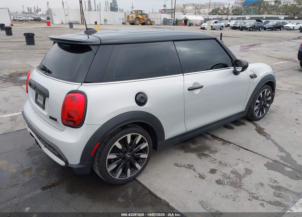 2023 MINI HARDTOP VIN: WMW53DH03P2S84602