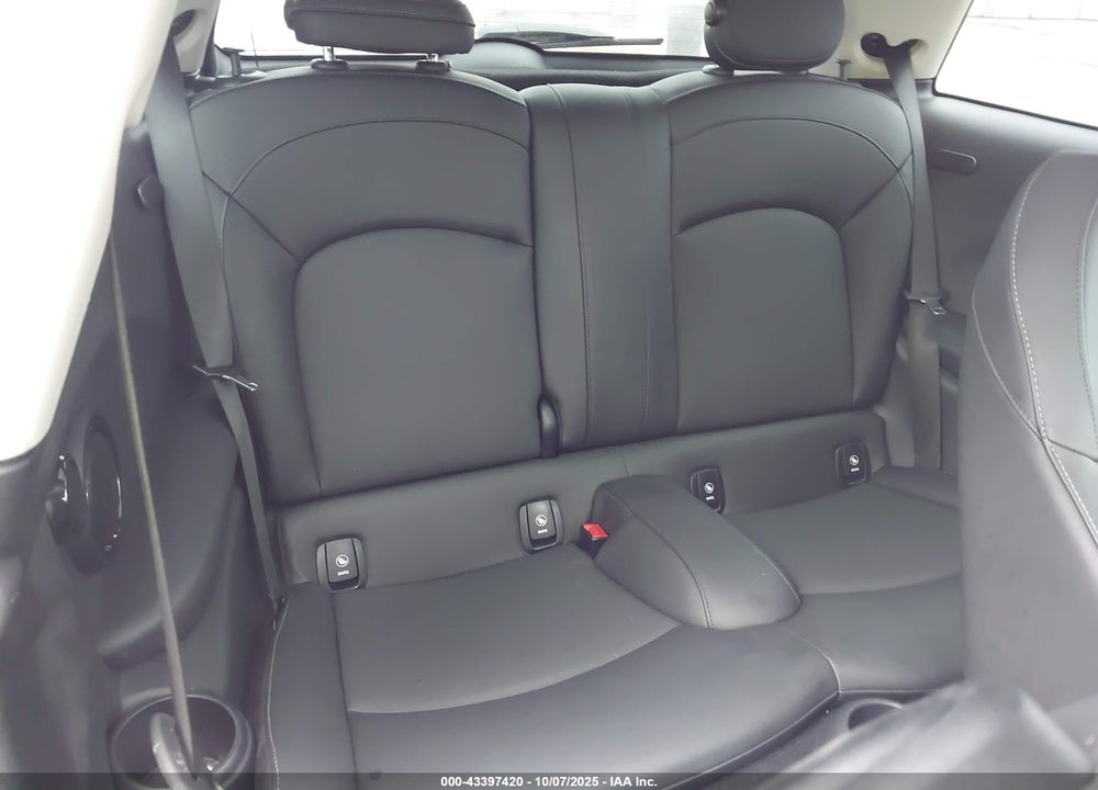 2023 MINI HARDTOP VIN: WMW53DH03P2S84602