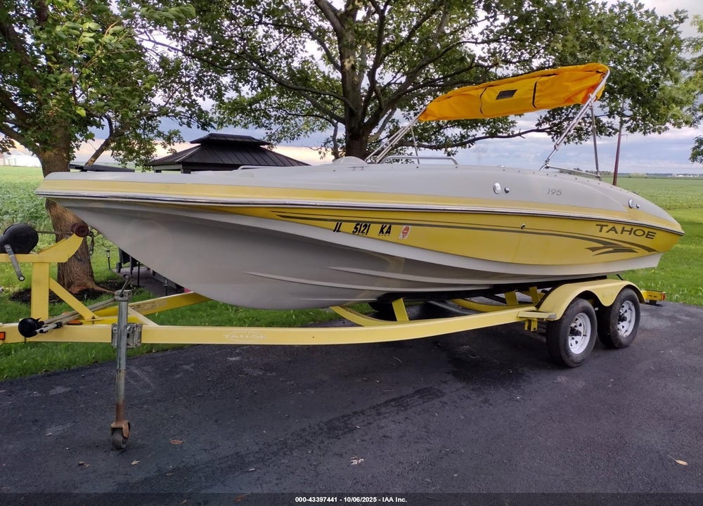 2006 TAHOE 195 VIN: BUJD07JB0606