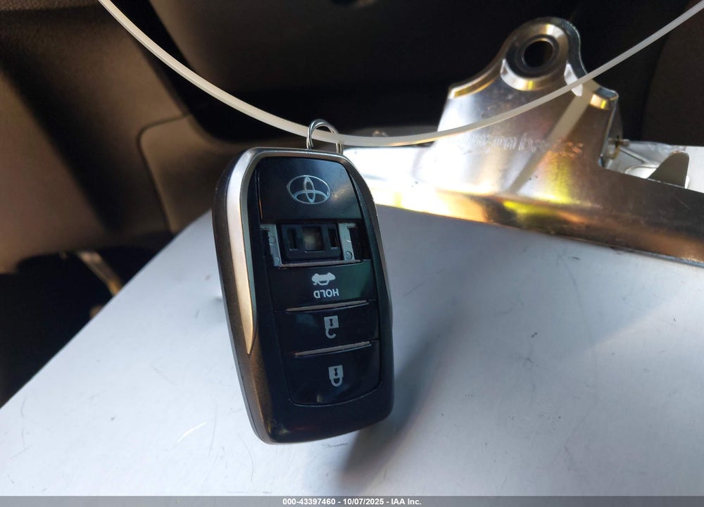 2017 TOYOTA MIRAI VIN: JTDBVRBD6HA002517