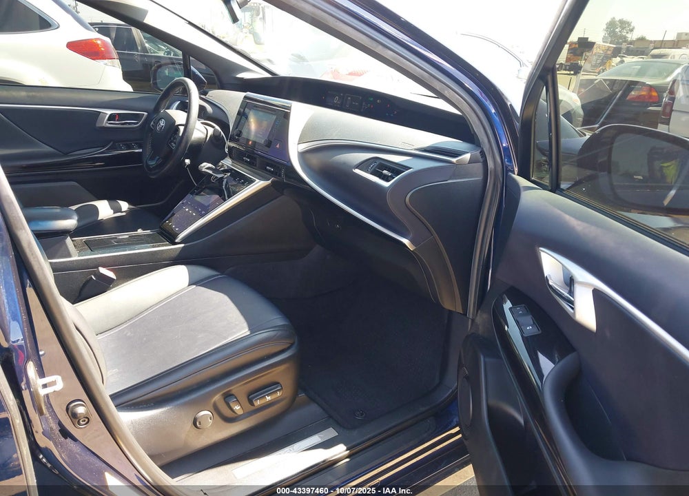 2017 TOYOTA MIRAI VIN: JTDBVRBD6HA002517
