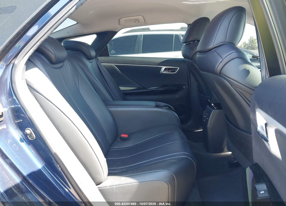 2017 TOYOTA MIRAI VIN: JTDBVRBD6HA002517