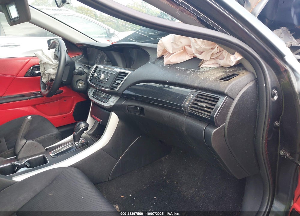 2015 HONDA ACCORD SPORT VIN: 1HGCR2F59FA026585