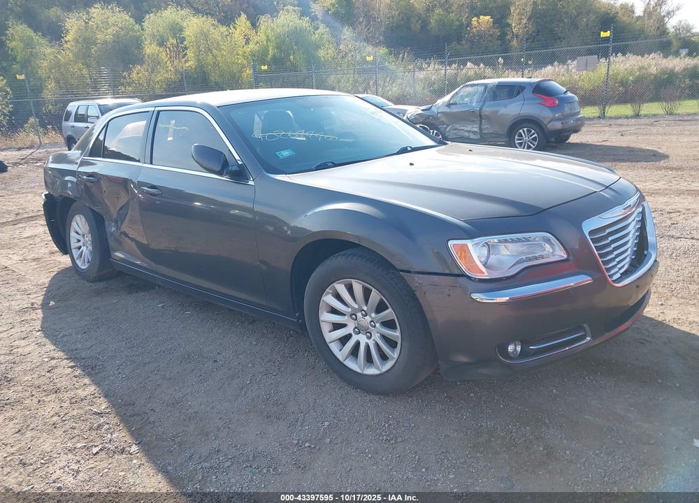 2013 CHRYSLER 300 MOTOWN VIN: 2C3CCAAG1DH657045