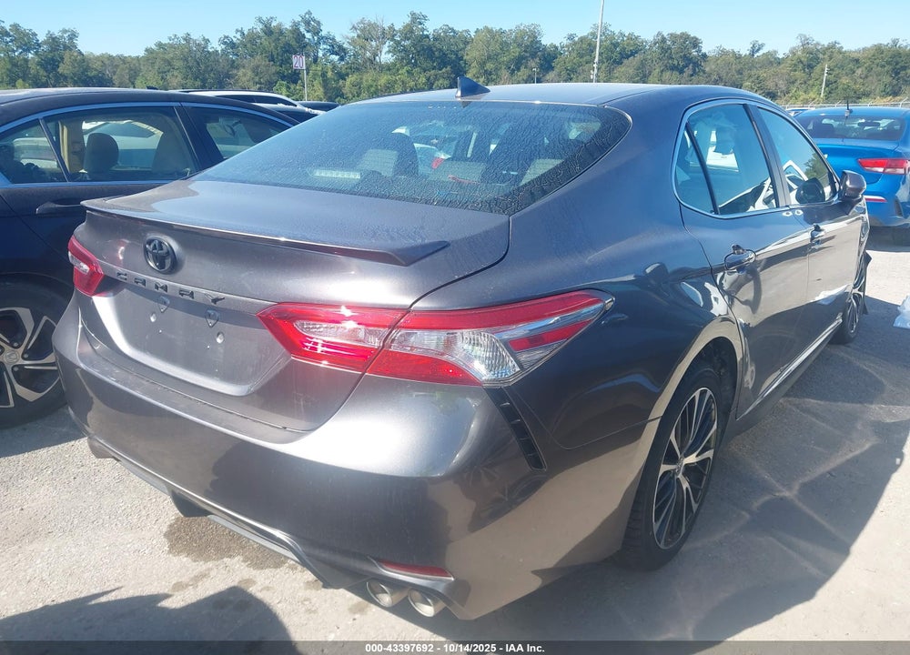 2020 TOYOTA CAMRY SE VIN: 4T1G11AK6LU898100