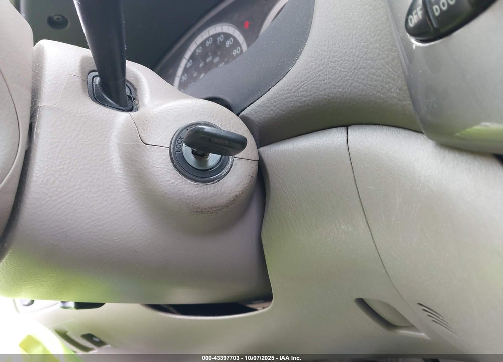 2007 TOYOTA SIENNA CE VIN: 5TDZK23C57S006550