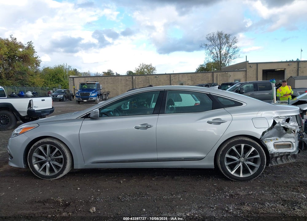 2017 HYUNDAI AZERA VIN: KMHFG4JG4HA578189